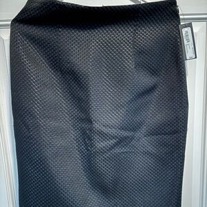 Worthington Black Textured Pencil Skirt